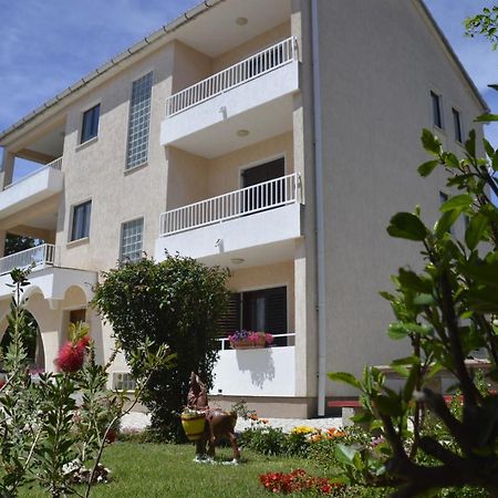 קרק Apartment Lidija מראה חיצוני תמונה