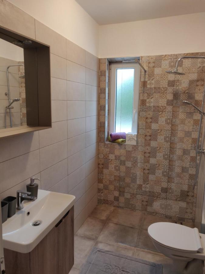 קרק Apartment Lidija מראה חיצוני תמונה