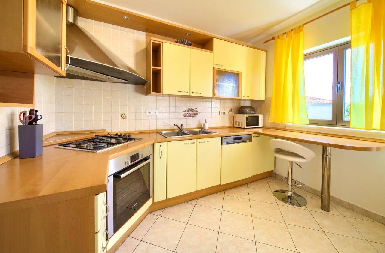 קרק Apartment Lidija מראה חיצוני תמונה