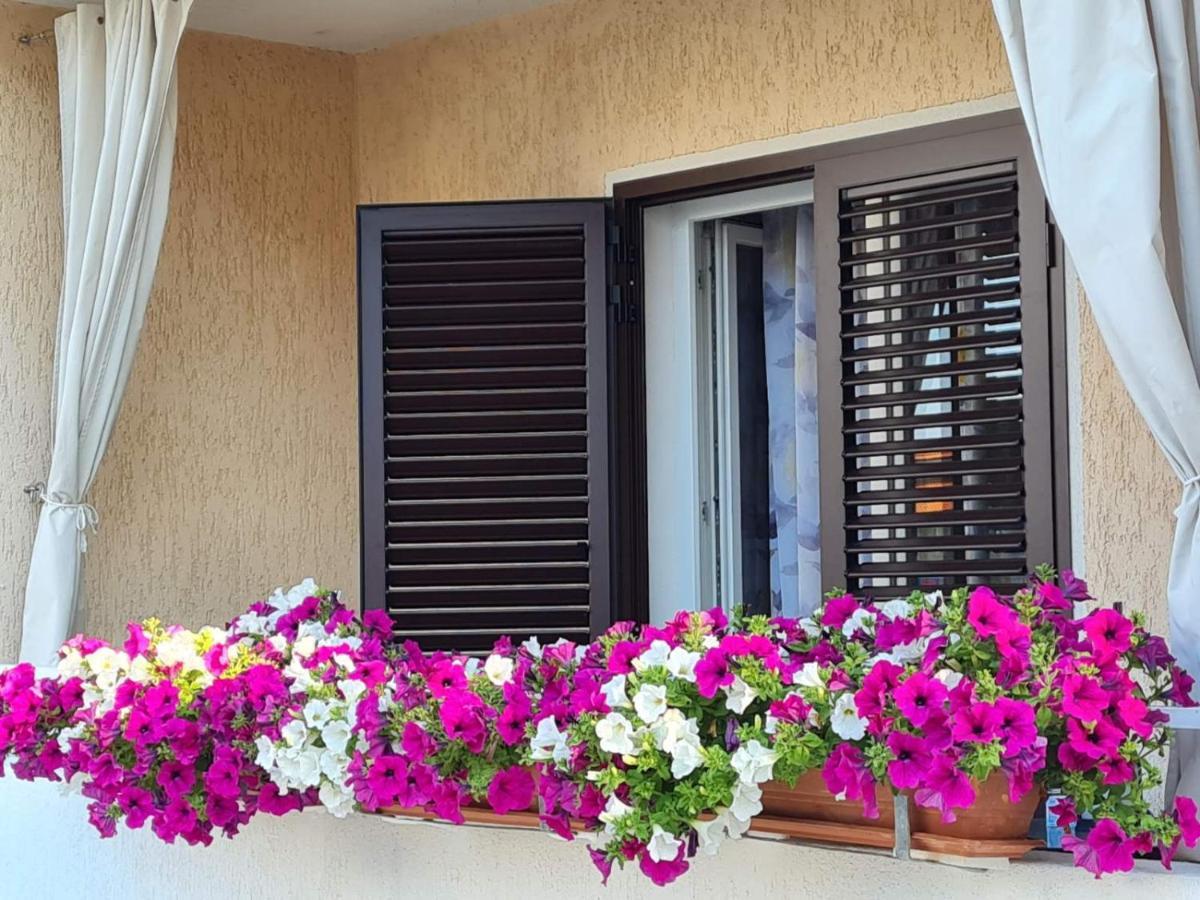 קרק Apartment Lidija מראה חיצוני תמונה
